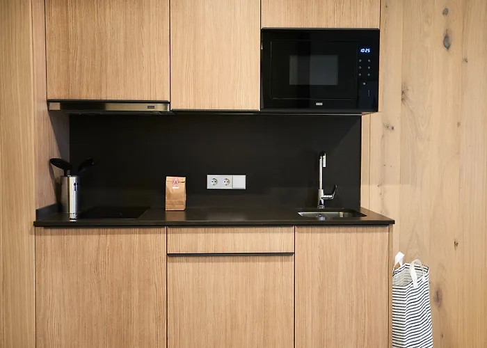 Numad * Σαν Σεμπαστιάν